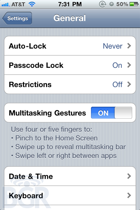 iPhone 4 Leaked Screenshot showing Multitasking Gestures